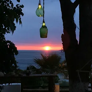 Saranda Hotel Отель